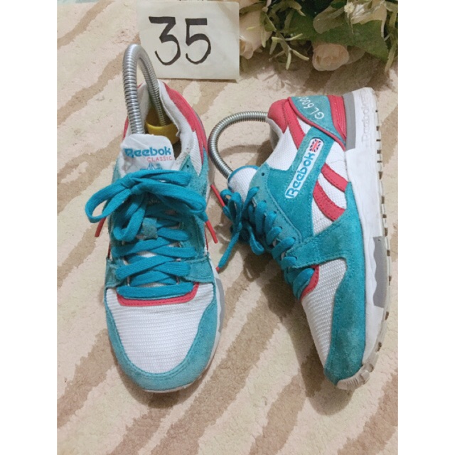 รองเท้าผ้าใบ Reebok classic GL 6000 (รีบ๊อค) ของแท้ ไซส์ 35 ราคา 100฿