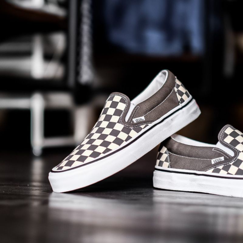 Vans รองเท้าสลิปออน สีขาว สไตล์คลาสสิก