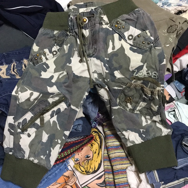 Etam Weekend: Camouflage pants กางเกงขาสามส่วนลายทหาร
