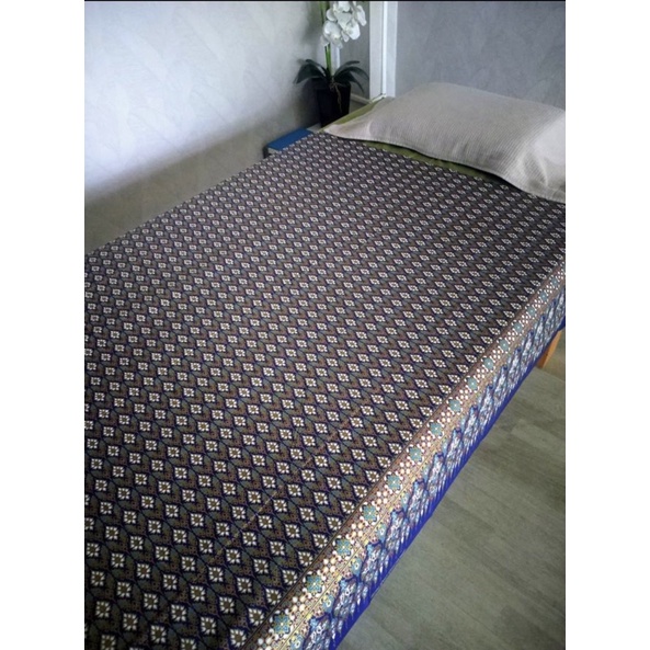 ผ้าถุงตราเจ้าหญิงพิมพ์ทอง ลายไทย ยาว2เมตร ยังไม่เย็บ ปูเตียงนวดได้