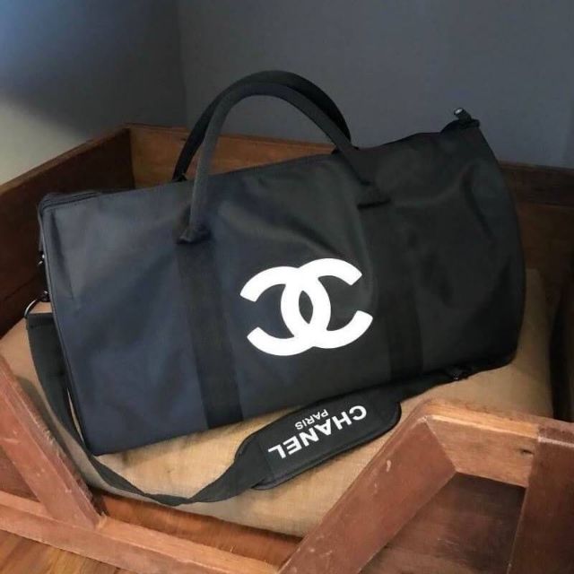 [พร้อมส่ง] Limited Edition! CHANEL VIP GIFT- Large Travel Bag กระเป๋าเดินทาง