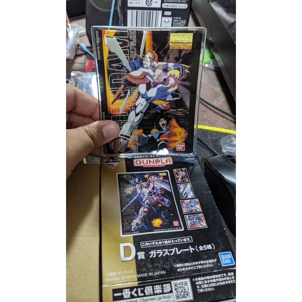 ichiban kuji D Gundam 40 th งานจับฉลาก จานแก้ว มือ1 กล่องไม่สวย ของแท้