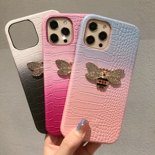 เคสโทรศัพท์มือถือหนังจระเข้ ไล่โทนสี ลายผึ้ง สําหรับ iphone 13 11 12