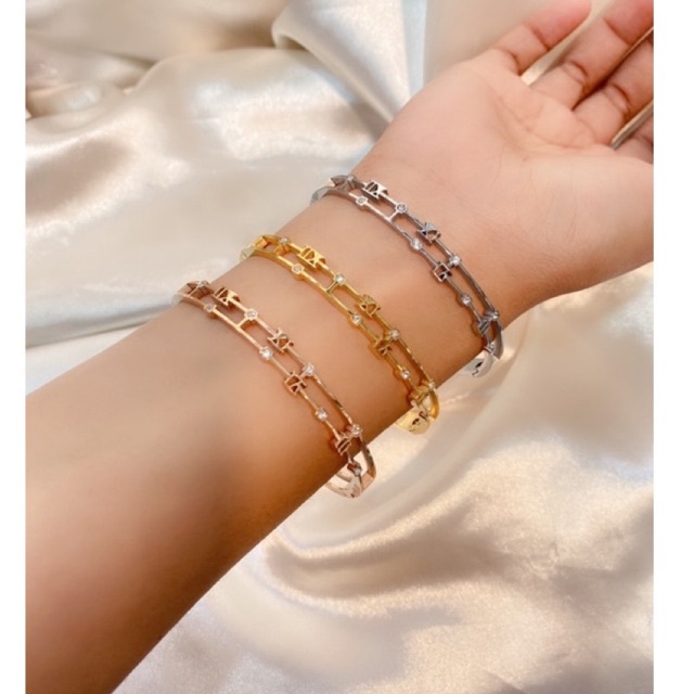 พร้อมส่งในไทย กำไลข้อมือ วงเล็กเลข โรมันรายสองชั้น ไม่ลอกไม่ดำ กำไลเพชร