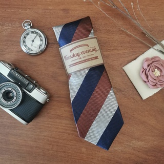 เนคไทสีน้ำเงินน้ำตาลคอปเปอร์ และขาวลายทาง Necktie Navy Copper and White Stripe - Woven brick | 8cm