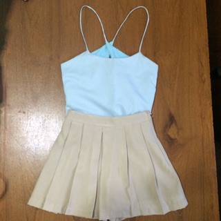 Baby blue crop