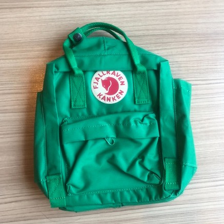 ส่งฟรี Fjallraven Kanken Bag Mini : Green