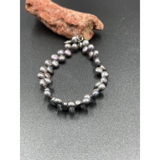 ไข่มุก natural black pearl bracelets.