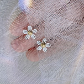 ต่างหูดอกไม้ • Flower Earring