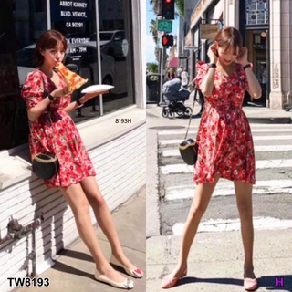 👗Pfashion [ส่งไว!!🚛] P8193  	มินิเดรสลายดอกสีแดง  red floral mini dress