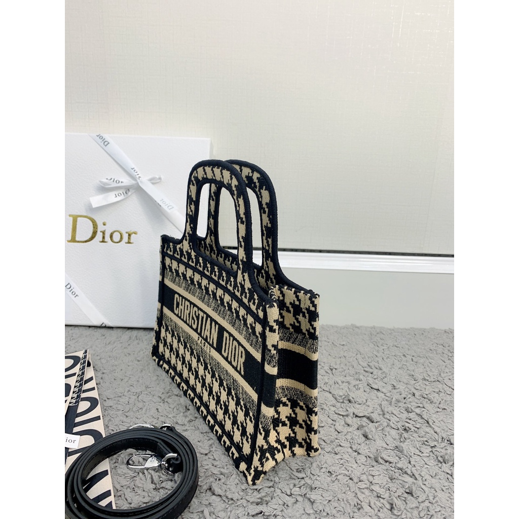 Christian Dior_Mini Houndstooth Embroidery Vintage Oblique Monogram Coated Women Embroidered 9-Colors 23cm Book Tote Bag