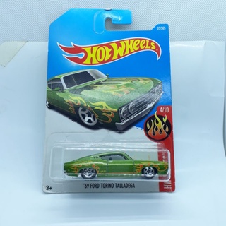 รถเหล็ก Hotwheels 69 FORD TORINO TALLADEGA สีเขียว (ib20)