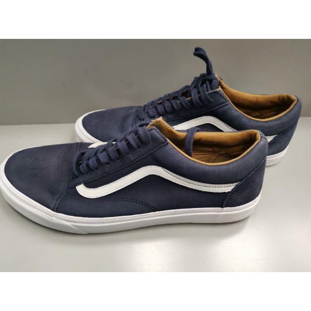 รองเท้า Vans old skool