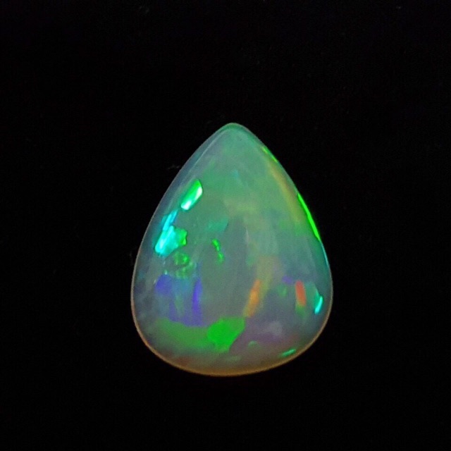 Opal โอปอลแท้ 1.87 กะรัต