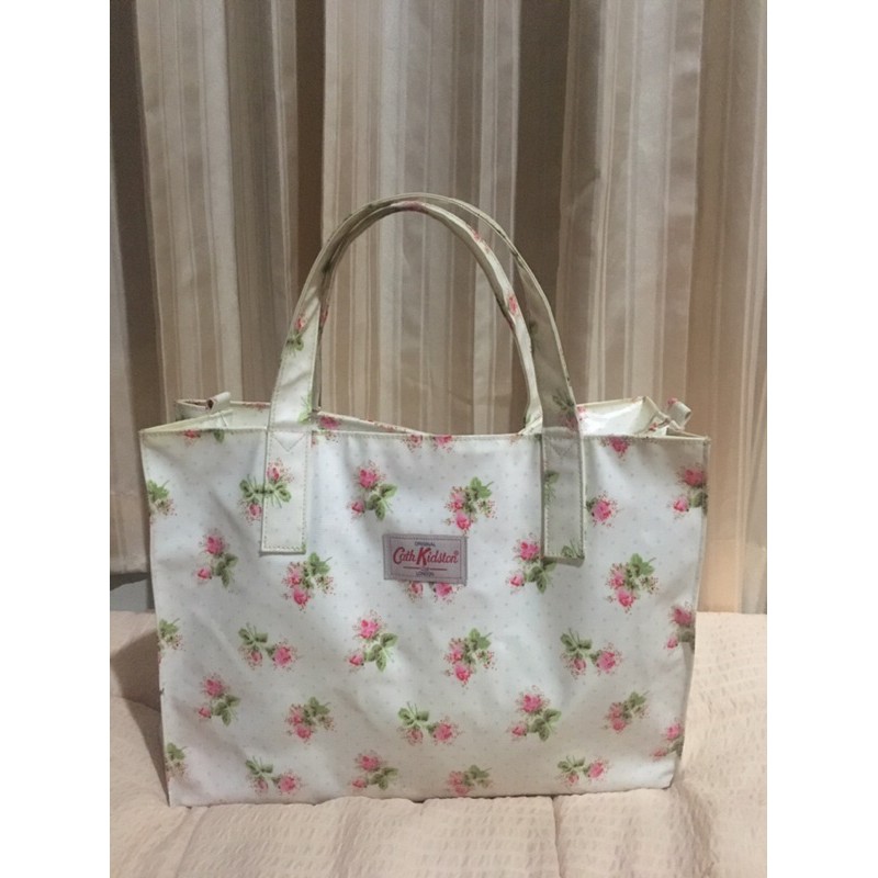 กระเป๋าCath kidston งานแท้มือสองรหัสผู้ขาย6886