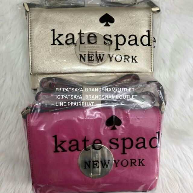 New in !!! รุ่นหายากค่ะ!!!
Kate spade new york crossbody bagแท้💯💯💯