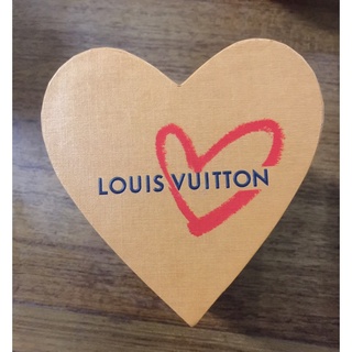 กล่อง หลุยส์ วิตตอง Louis Vuitton  รูปทรง หัวใจ pre-valentines