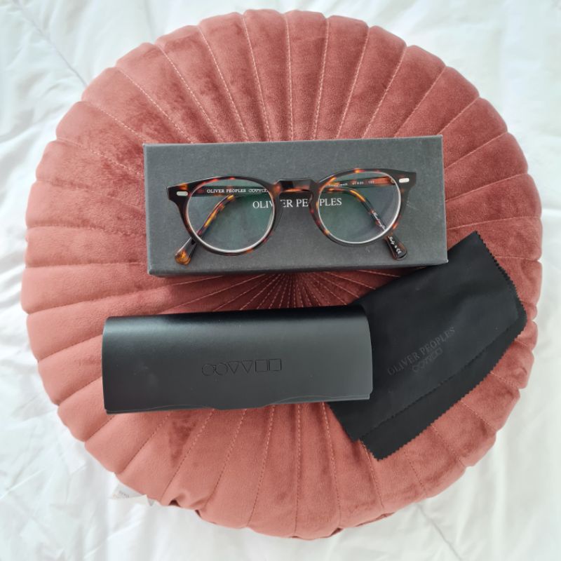 Oliver peoples Gregory Peck แว่นสายตา