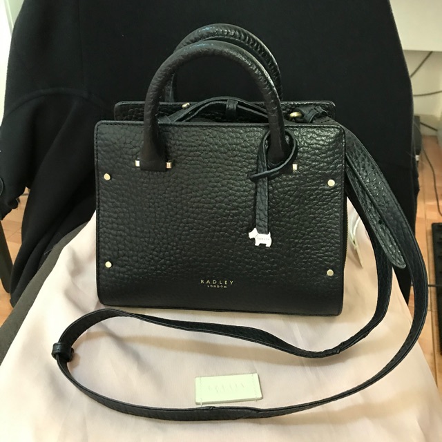 กระเป๋า Radley London