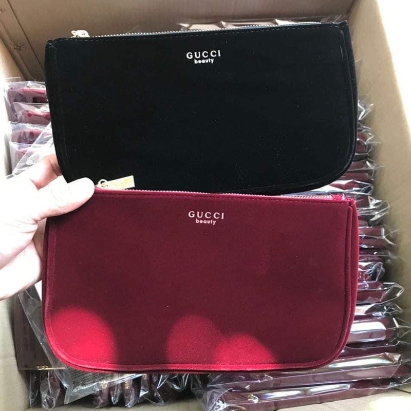 gucci velvet pouch แท้!