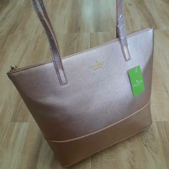 Kate Spade shopping bag