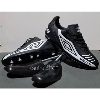 รองเท้าสตั๊ดเตะฟุตบอล umbro สินค้าพร้อมส่งนิ่มใส่สบายงานสวยคุณภาพดี