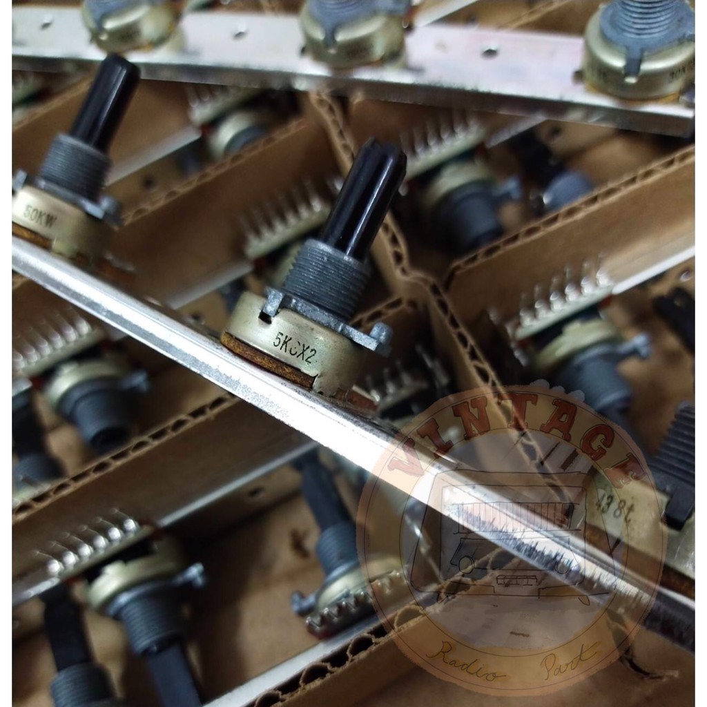 50KBx2 50KW 5KCx2 30 KCx2 Volume Alps Japan โวลุ่มแบบแผง (ราคาต่อชิ้น)