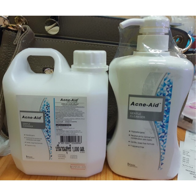 พร้อมส่ง acne aid 1000ml.,500ml. สีฟ้า หมดอายุ 08/20