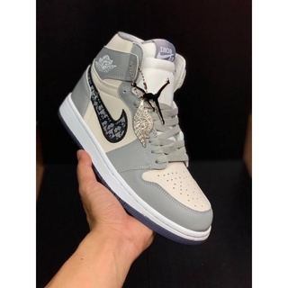 Nike Air Jordan 1 High (size40-45)D!or