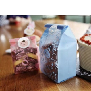 The Queen Bakery *พร้อมส่ง* ถุงซีล ถุงขนม ลายการ์ตูนสีฟ้า ขนาด 22.5*8ซม ขยาย 5ซม แพ๊คเกจ อุปกรณ์เบเกอรี่