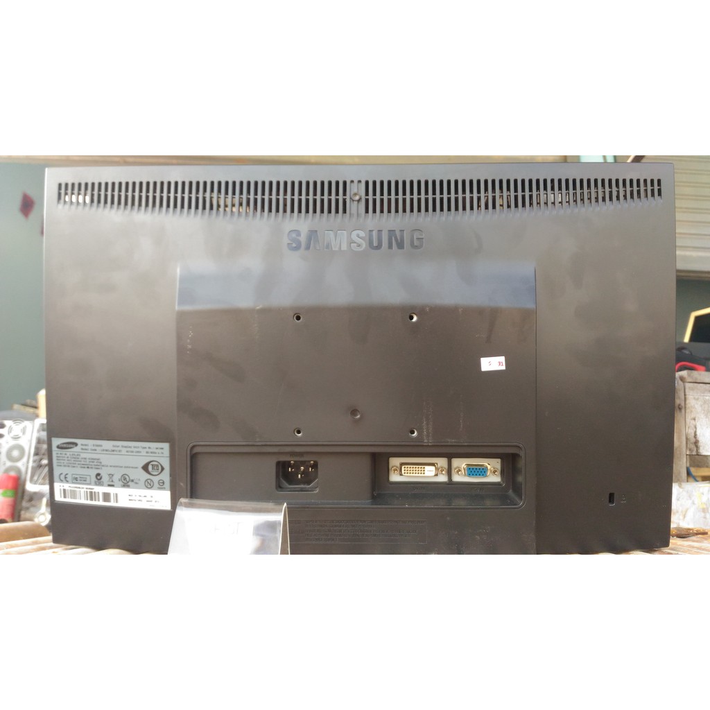 MONITOR SAMSUNG LCD 19 - gustzilla - ThaiPick