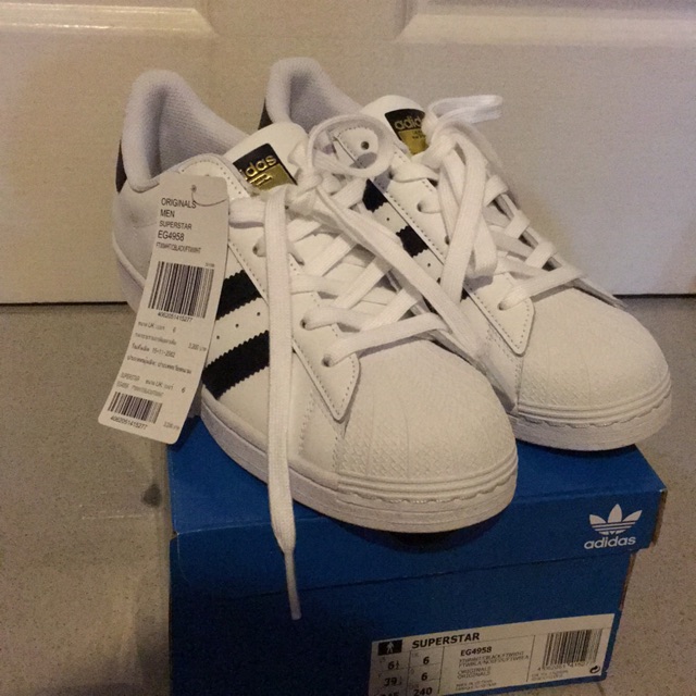 🌟adidas ORIGINALS รองเท้า Superstar White EG4958 ขนาด 6 UK