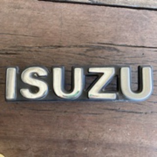 โลโก้ติดรถ ISUZU อิซูซุ ใหญ่25.5cm./เล็ก17.5cm./สี่เหลี่ยม6cm.