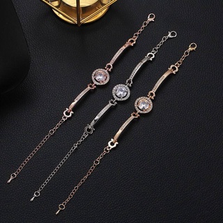 กำไรข้อมือ รูปตัว G ประดับเพชร Lady Bracelet (BLG002)