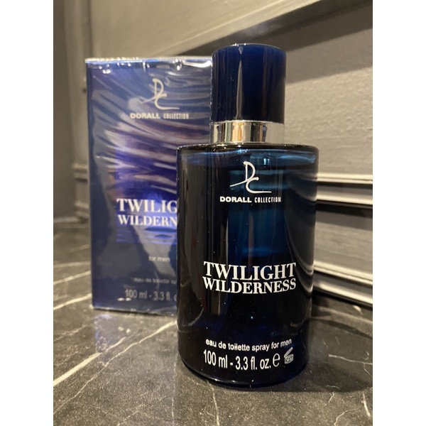 น้ำหอมแท้ DC กลิ่น ดิสวาท ( 100 ml. )