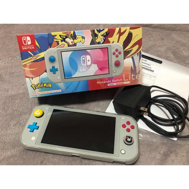 Nintendo Switch Lite : Console Pokemon Zacian and Zamazenta Edition (JP)มือสอง สภาพดี ใช้ไม่ถึง1เดือน