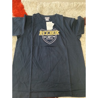 เสื้อแขนสั้น Reebok มือ 1 สำหรับผู้ชาย size L อก 43 นิ้ว