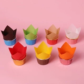 *พร้อมส่ง* ถ้วยมัฟฟินทรงทิวลิป (50ใบ) ถ้วยกระดาษทรงทิวลิป สีน้ำตาลลายทอง ถ้วยกระดาษ ทรงทิวลิป