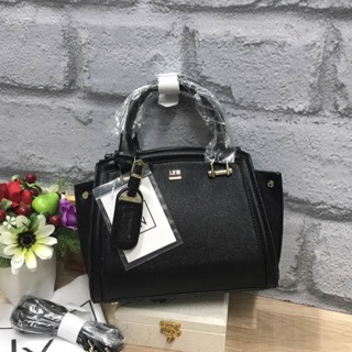 LYN MINI CITY BAG Size: 9x22x18cm