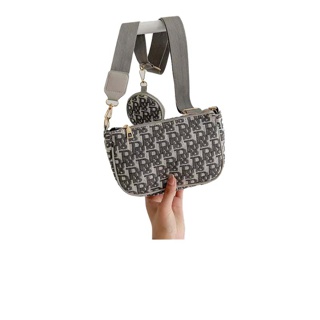 ✨โค้ดลด 10฿ พิมพ์ BAGPC101 ✨ miss bag fashion กระเป๋าสะพายข้างแฟชั่นสุดฮิตมาใหม่set2ชิ้นสวยมาก ๆbag LH1100