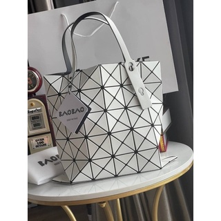 Baobao Issey Miyake tote Bag 6x6 กระเป๋า Tote