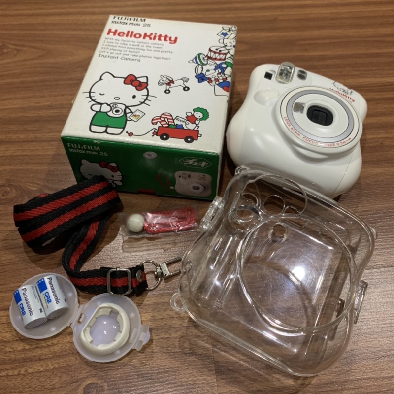 กล้องโพลารอยด์ Fujifilm Instax mini25 Hello Kitty (Limited Edition) มือสอง