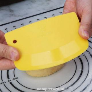 Baking Kitchen Gadgets Pastry Tools Smooth Cutter Dough Scraper