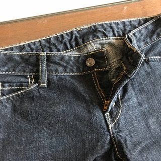 [มือสอง] ยีนส์ Levi’s Strauss&amp;co รุ่น 553 เอว 27 ขาม้า สีกรมท่า