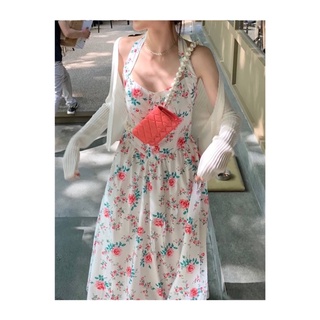 พร้อมส่ง🔥 Rosey dress — เดรสดอกกุหลาบสไตล์เกาหลี