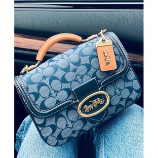 แท้💯COACH RILEY TOP HANDLE 22 IN SIGNATURE CHAMBRAY สวยมากจริงๆค่ะ