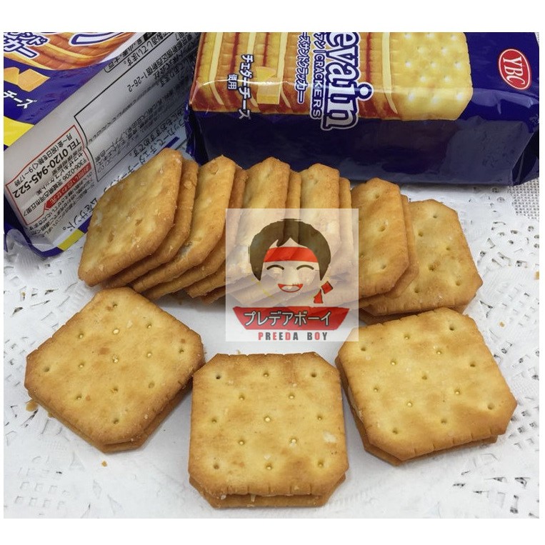 YBC Levain Cheese Sandwich Crackers 156 g แครกเกอร์ ไส้ครีม รสเชดด้าชีส