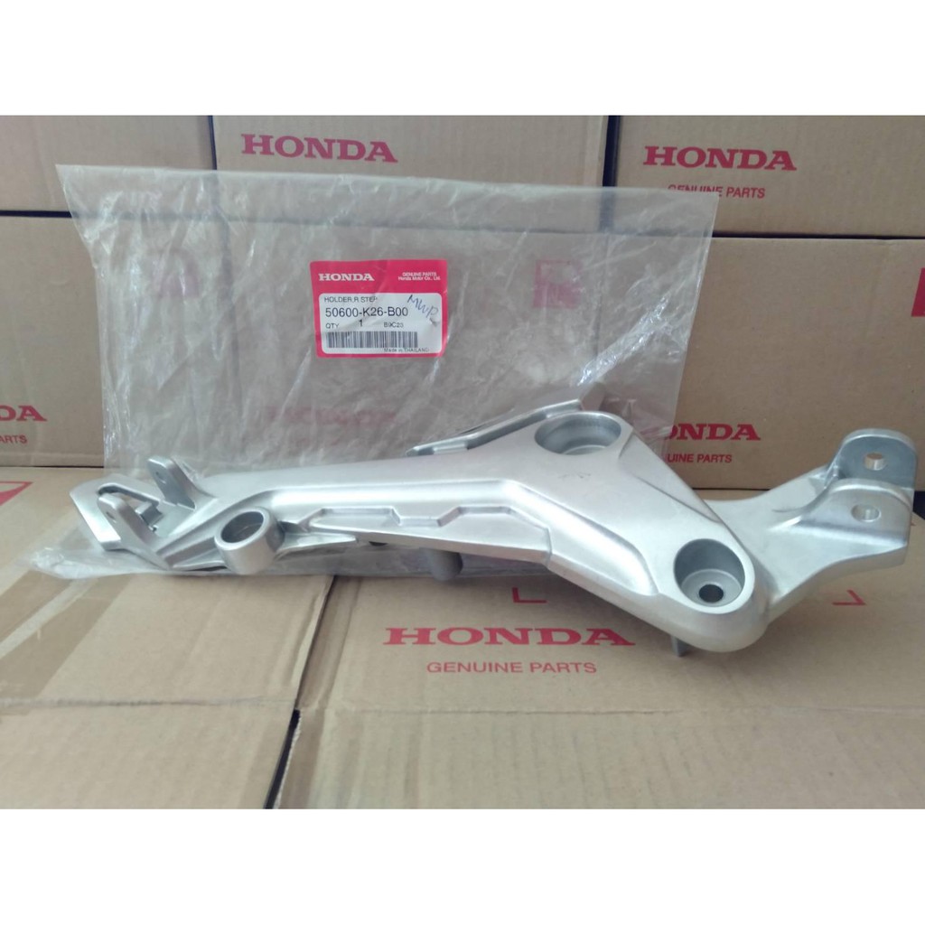 สเตย์พักเท้า ข้างขวา R HONDA MSX125 SF รุ่นใหม่ ของแท้ศูนย์ HONDA 50600-K26-B00