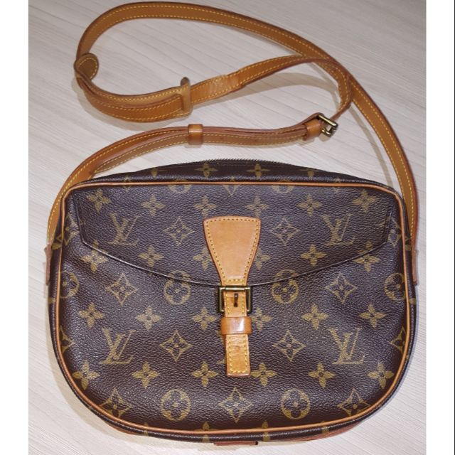 LV  Jeune Fille GM