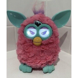 Furby สองสี มีเเต่ตัว ไม่มีกล่องและคู่มือค่ะ มีหลายสีให้เลือก มือสอง